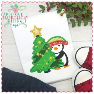 1281 Penguin with Christmas Tree Applique Design