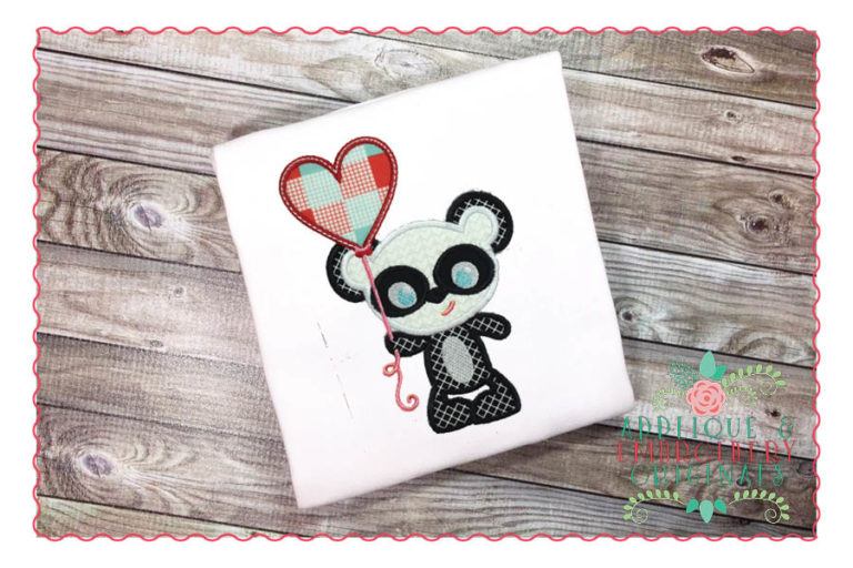 175 Panda with Heart Balloon Applique Design