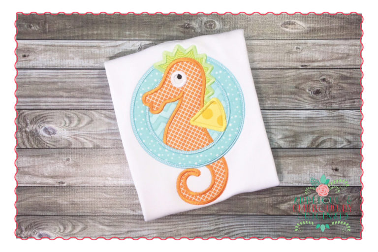 340 Seahorse in Circle Applique Design