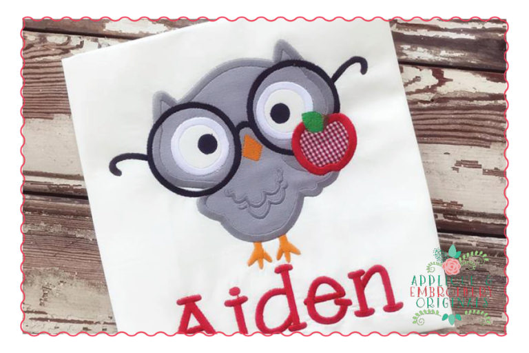422 Owl Apple Applique Design