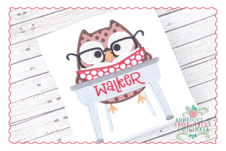 424 Owl Book Desk Applique Design