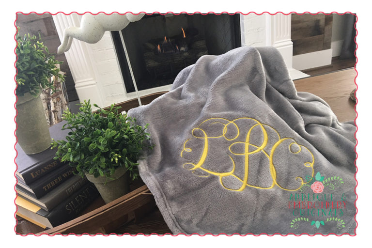 446 Calligraphy Monogram Embroidery Font - Image 3