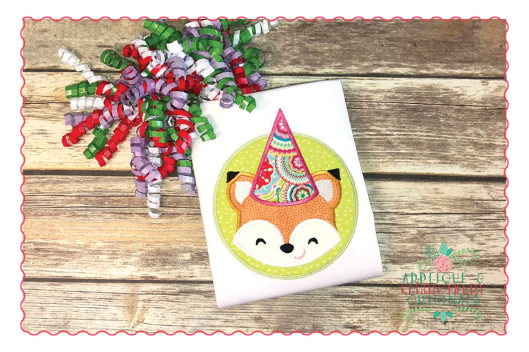 495 Birthday Fox Circle Patch Applique Design