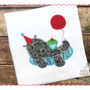 500 Birthday Hippo in Tube Cupcake Applique Design