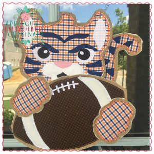 560 Tiger Football Door Hanger In-The-Hoop Applique Design