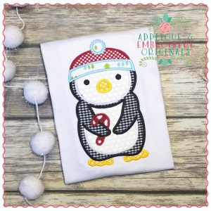 1280 Penguin with Candy Cane Applique Design