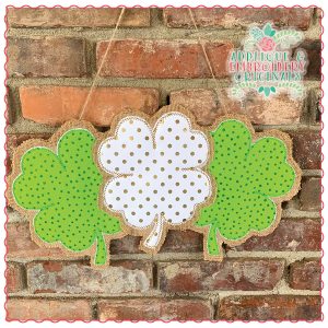 1444 Triple Shamrock Door Hanger