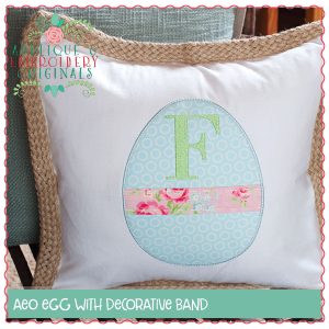 1565 Egg with Decorative Band Applique Design