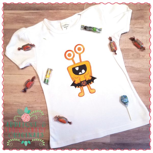 701 Halloween Monster with Bat Applique Design - Image 2