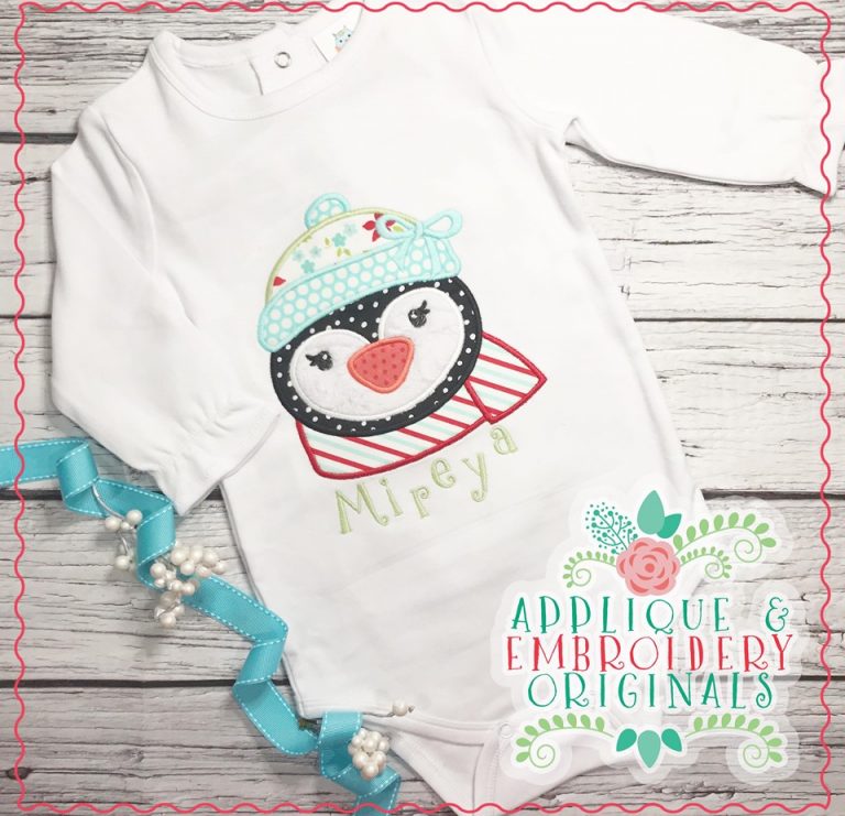 2297 Penguin Girl Peeker Applique Design - Image 2