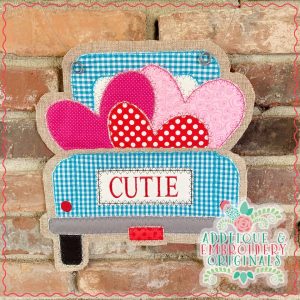 2329 Valentine Truck with Hearts Hanger In-The-Hoop Design