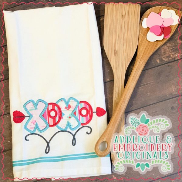 2349 XOXO Arrow Applique Design - Image 2