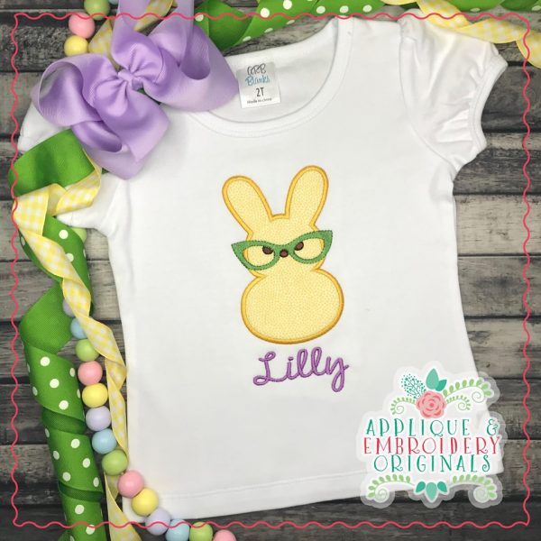 2490 Marshmallow Girl with Glasses Applique Design - Image 2