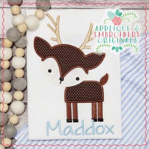 2620 Cute Deer Applique Design