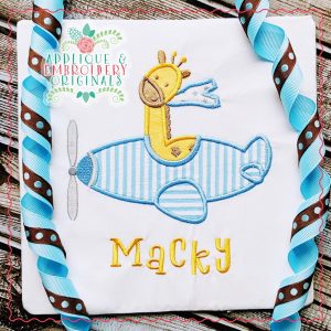 2627 Giraffe Pilot Applique Design
