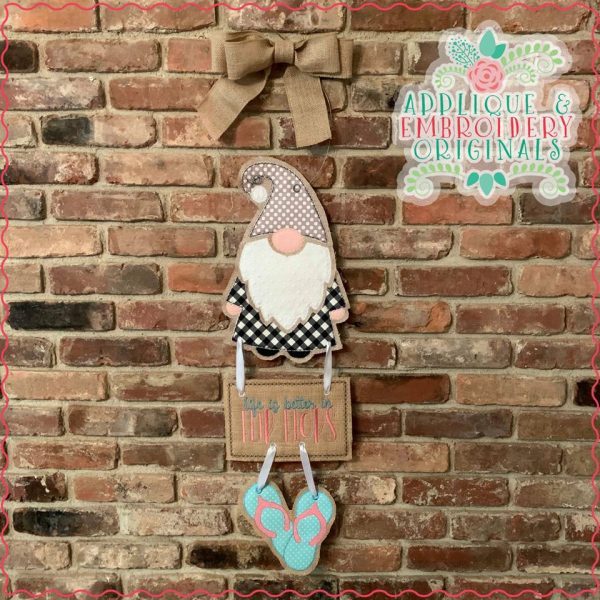 2695 Flip Flops & Plaque Interchangeable for Gnome In-The-Hoop Design - Image 2