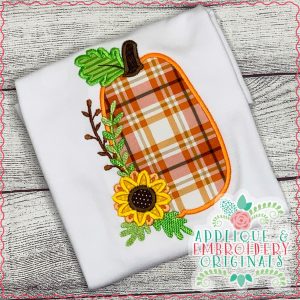 2779 Pumpkin with Flower Applique Design