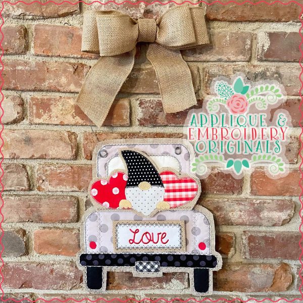 2920 Gnome with Hearts Tab Interchangeable Design for Truck - Image 3