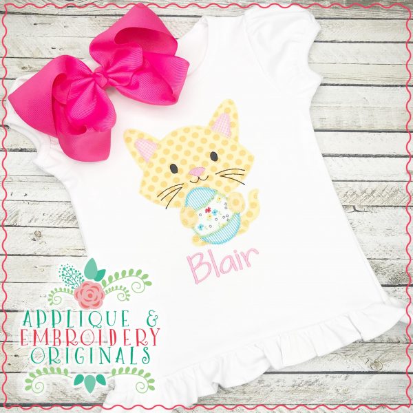 2958 Kitty with Egg All-In-One Applique Design - Image 2