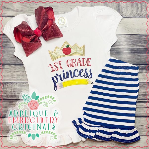 3023 1st Grade Princess Applique Design - Image 2